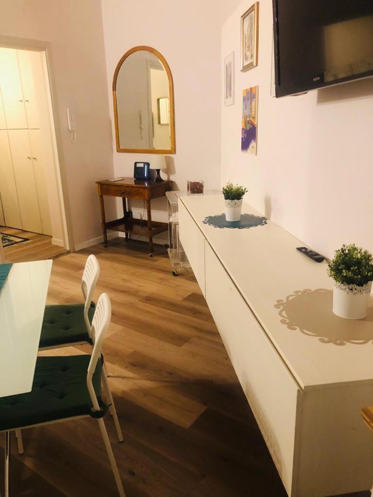Charme Holidays Trastevere โรม ภายนอก รูปภาพ
