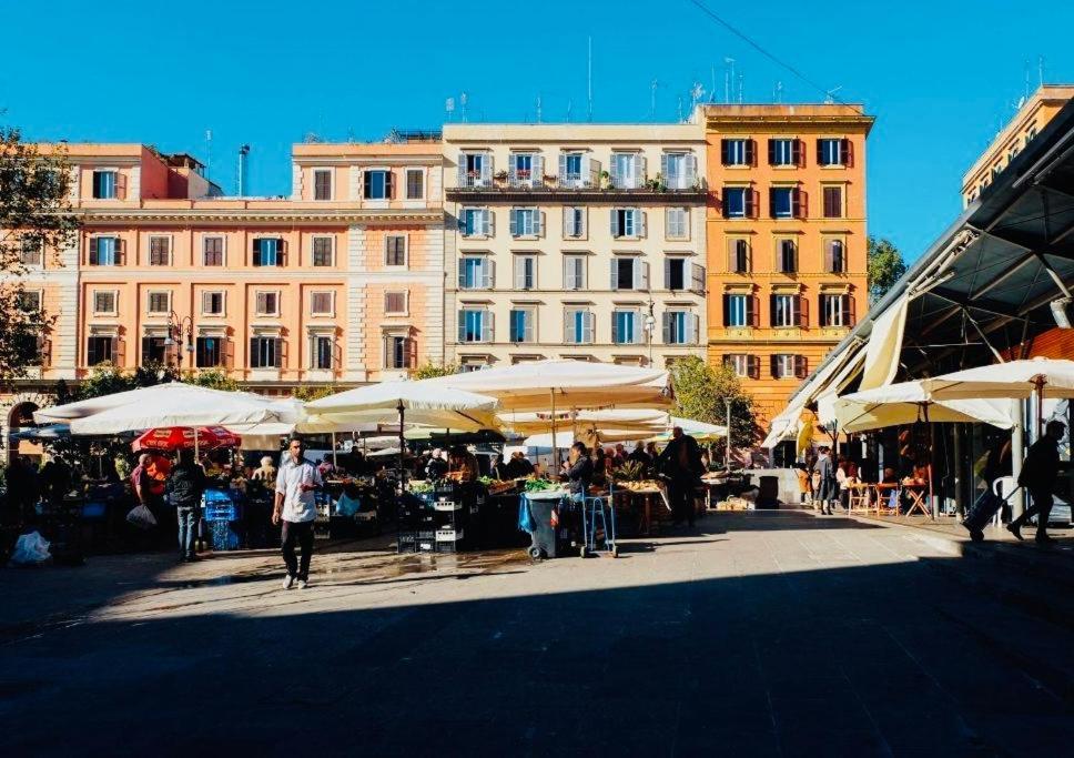 Charme Holidays Trastevere โรม ภายนอก รูปภาพ